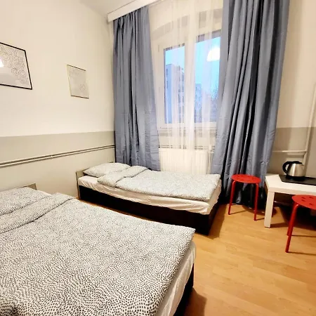 Tanie Spanie Wilda - Zameldowanie Bezobslugowe - Hostel *