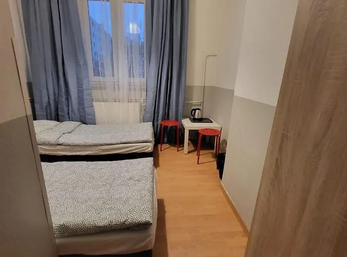 Tanie Spanie Wilda - Zameldowanie Bezobslugowe - Hostel *