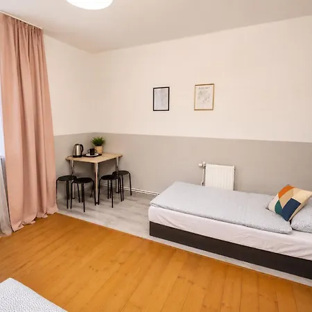 Tanie Spanie Wilda - Zameldowanie Bezobsługowe - Hostel *