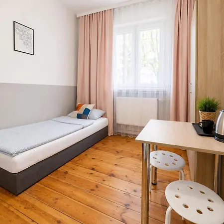 Hostel Tanie Spanie Wilda - Zameldowanie Bezobsługowe - Poznań