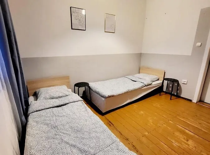 Tanie Spanie Wilda - Zameldowanie Bezobslugowe - Хостел