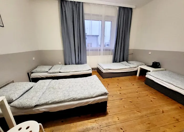 Tanie Spanie Wilda - Zameldowanie Bezobslugowe -